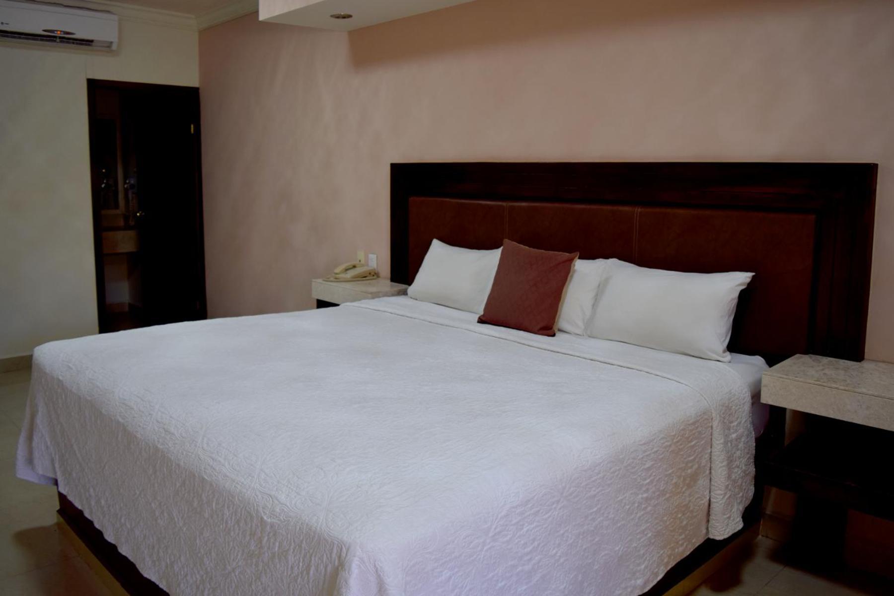 Hotel San Ignacio Inn Torreón Esterno foto